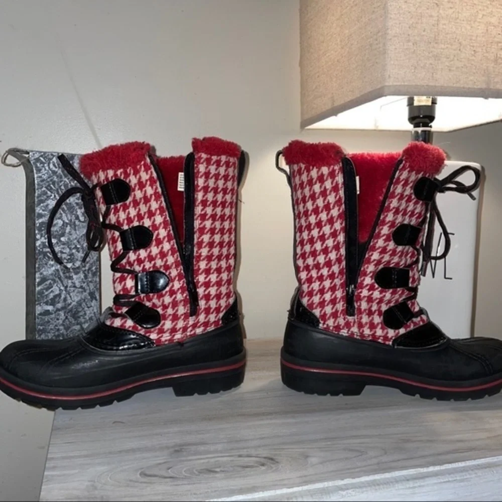 49 Ozark Trail boots